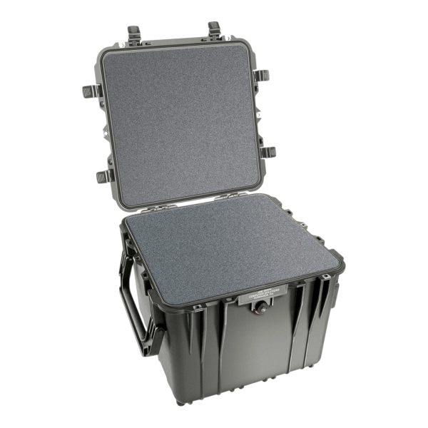 Pelican 0340 watertight rolling case photoroom