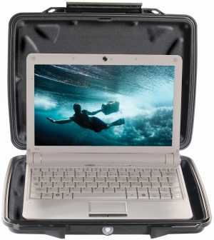Pelican hard shell laptop waterproof case l