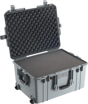 Pelican deep strong protective case wheels