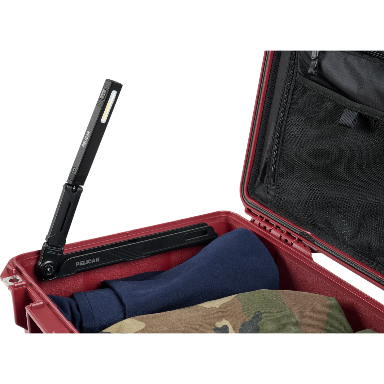 PEL_MODLIGHT_ONWHITE_TRAVEL_CASE_DETAIL_OPEN_med PEL MODLIGHT ONWHITE TRAVEL CASE DETAIL OPEN med